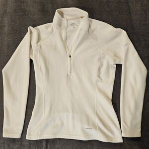 Patagonia Cream Light Weight Quarter-Zip